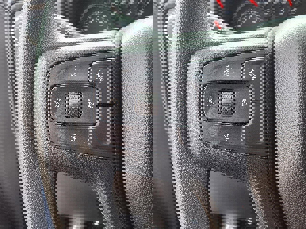 Used 2024 Chevrolet Silverado 1500 Custom image 23