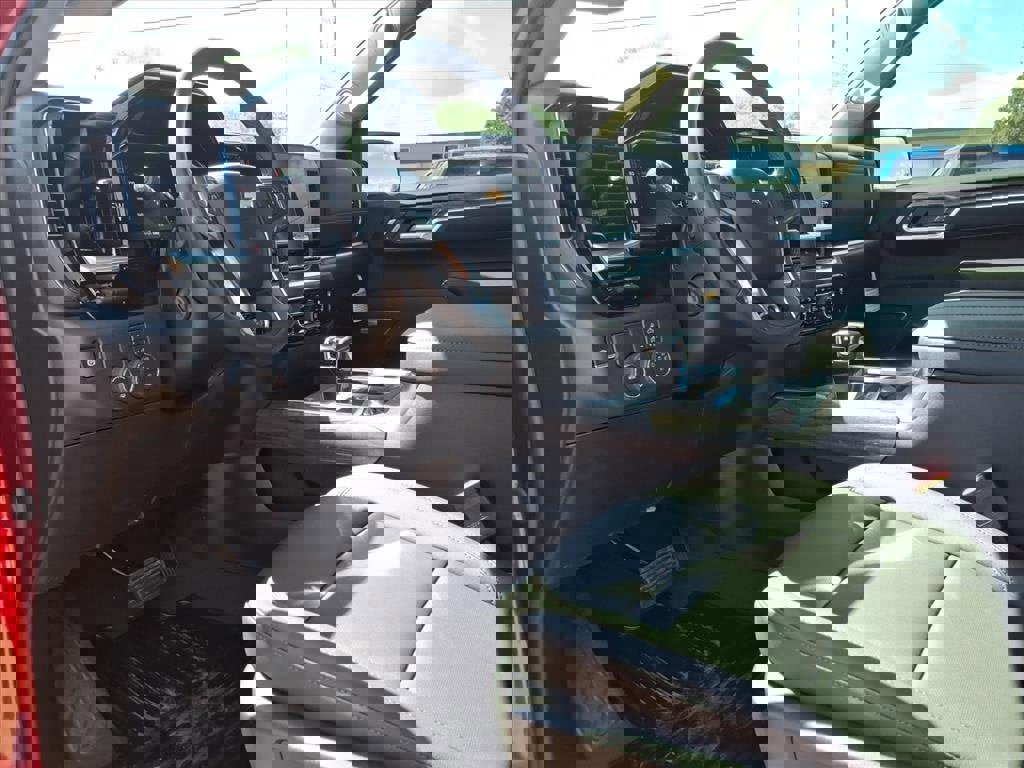 New 2026 Chevrolet Silverado 1500 LTZ w/ Technology Package image 17