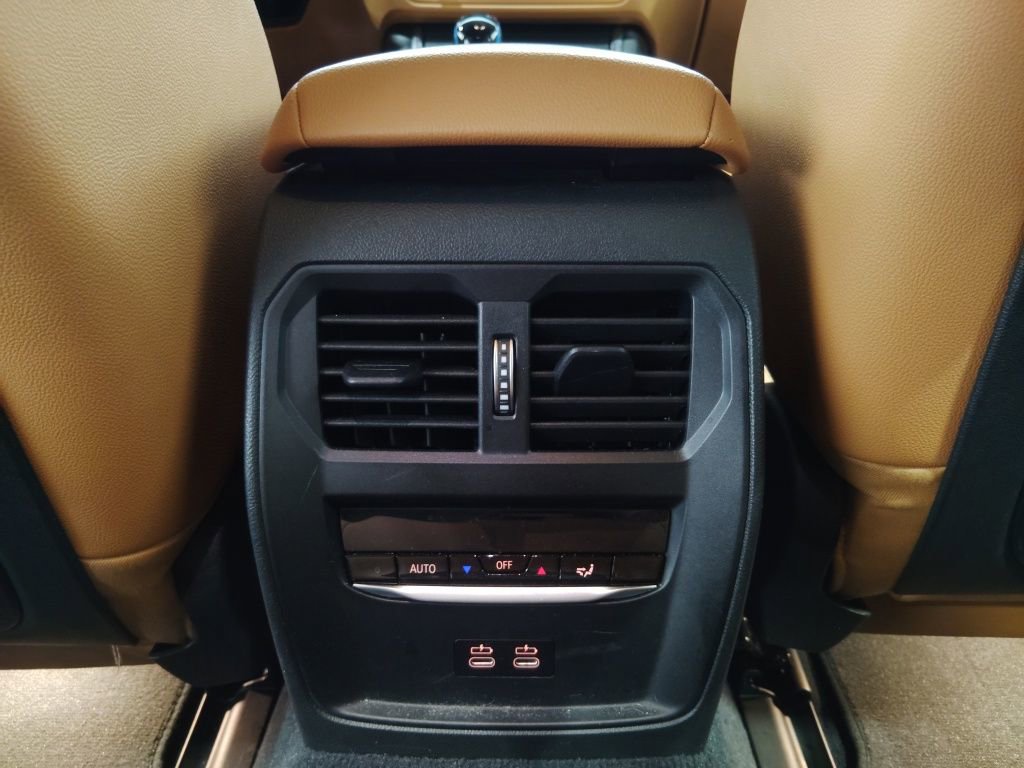 Used 2023 BMW i4 eDrive40 w/ Premium Package image 42