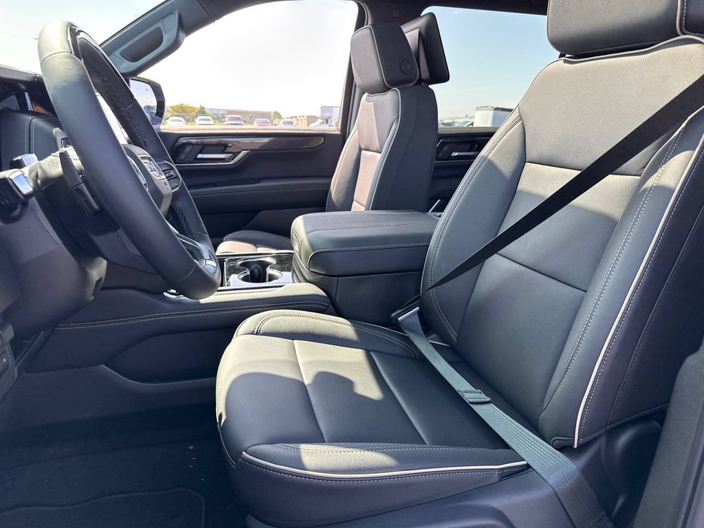 New 2026 GMC Yukon XL Elevation w/ Elevation Premium Package AWD/4WD image 16