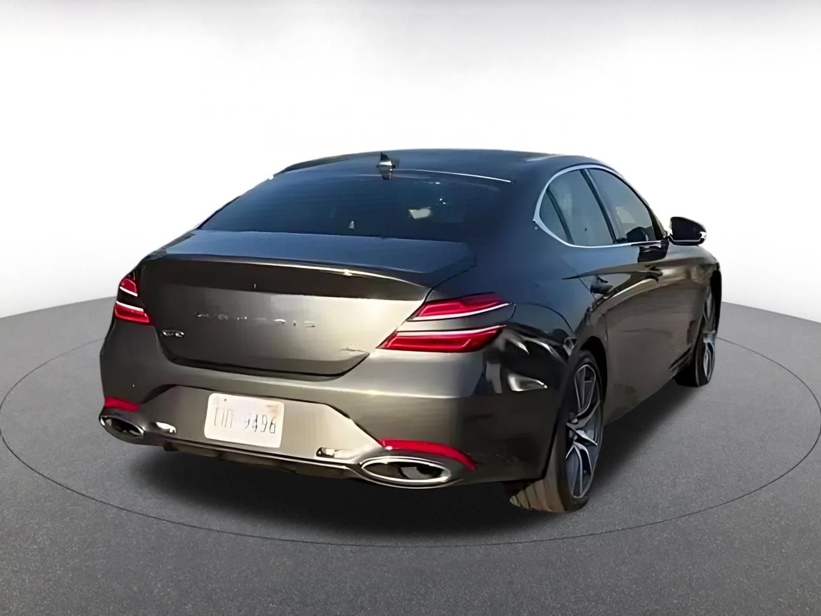 Used 2025 Genesis G70 2.5T AWD/4WD image 13
