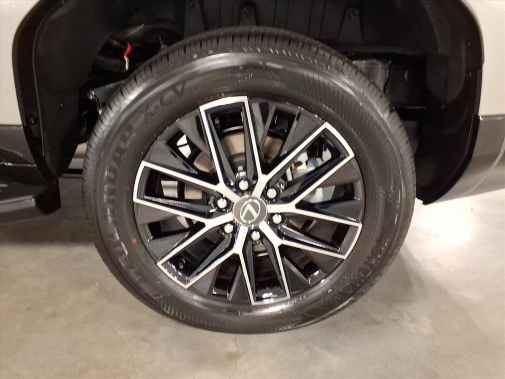 New 2025 Lexus GX 550 image 13