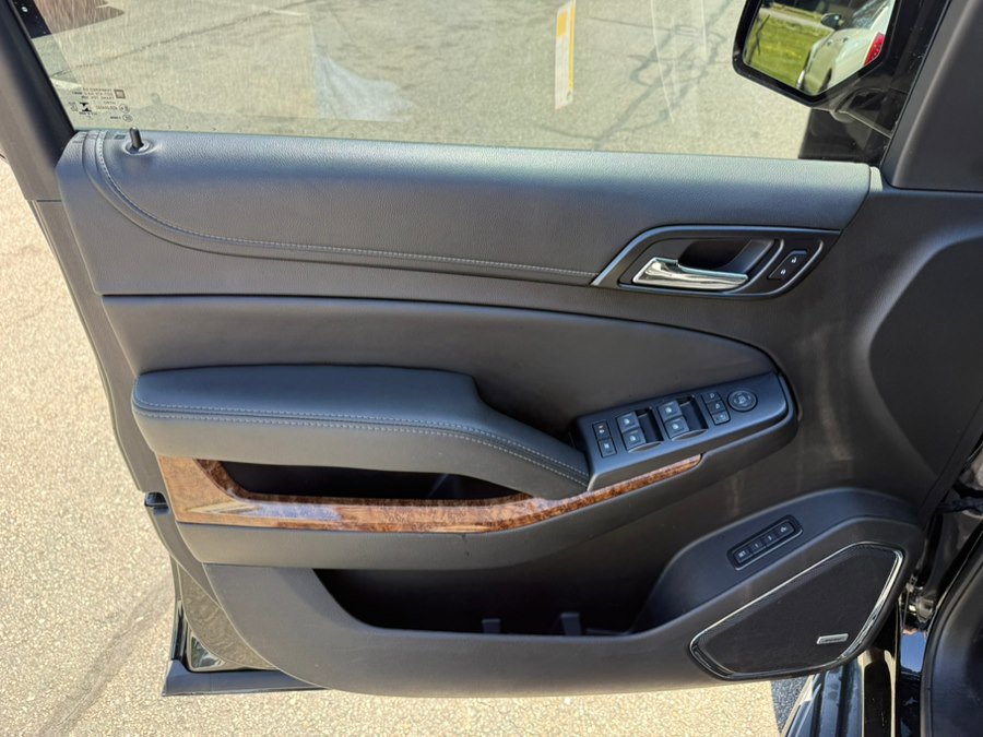 Used 2018 Chevrolet Tahoe Premier AWD/4WD image 14
