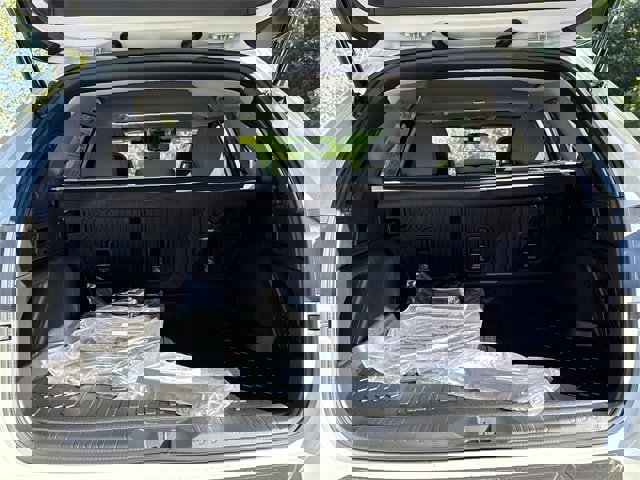 New 2025 Subaru Outback Premium image 16