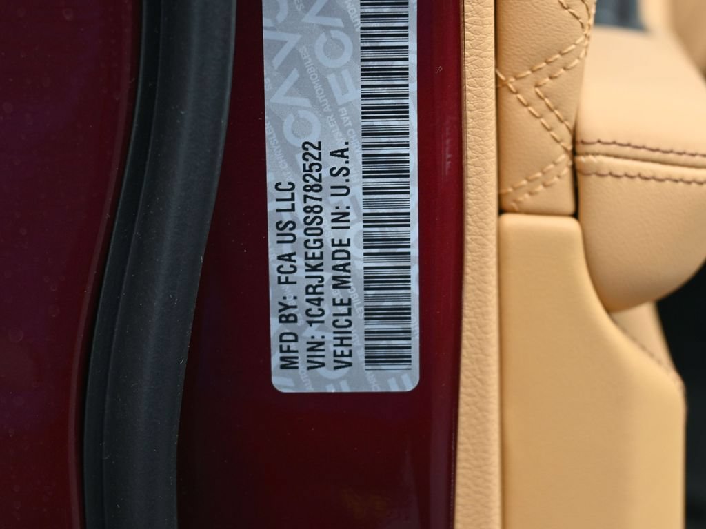 New 2025 Jeep Grand Cherokee L Summit AWD/4WD image 21
