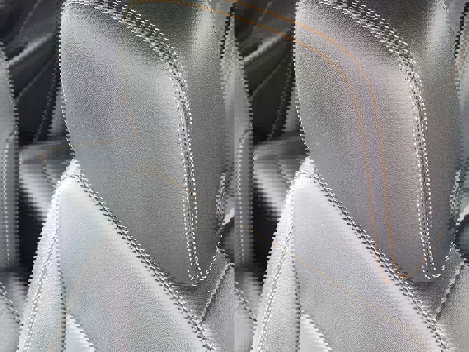 Used 2019 GMC Terrain SLT w/ Preferred Package FWD image 14