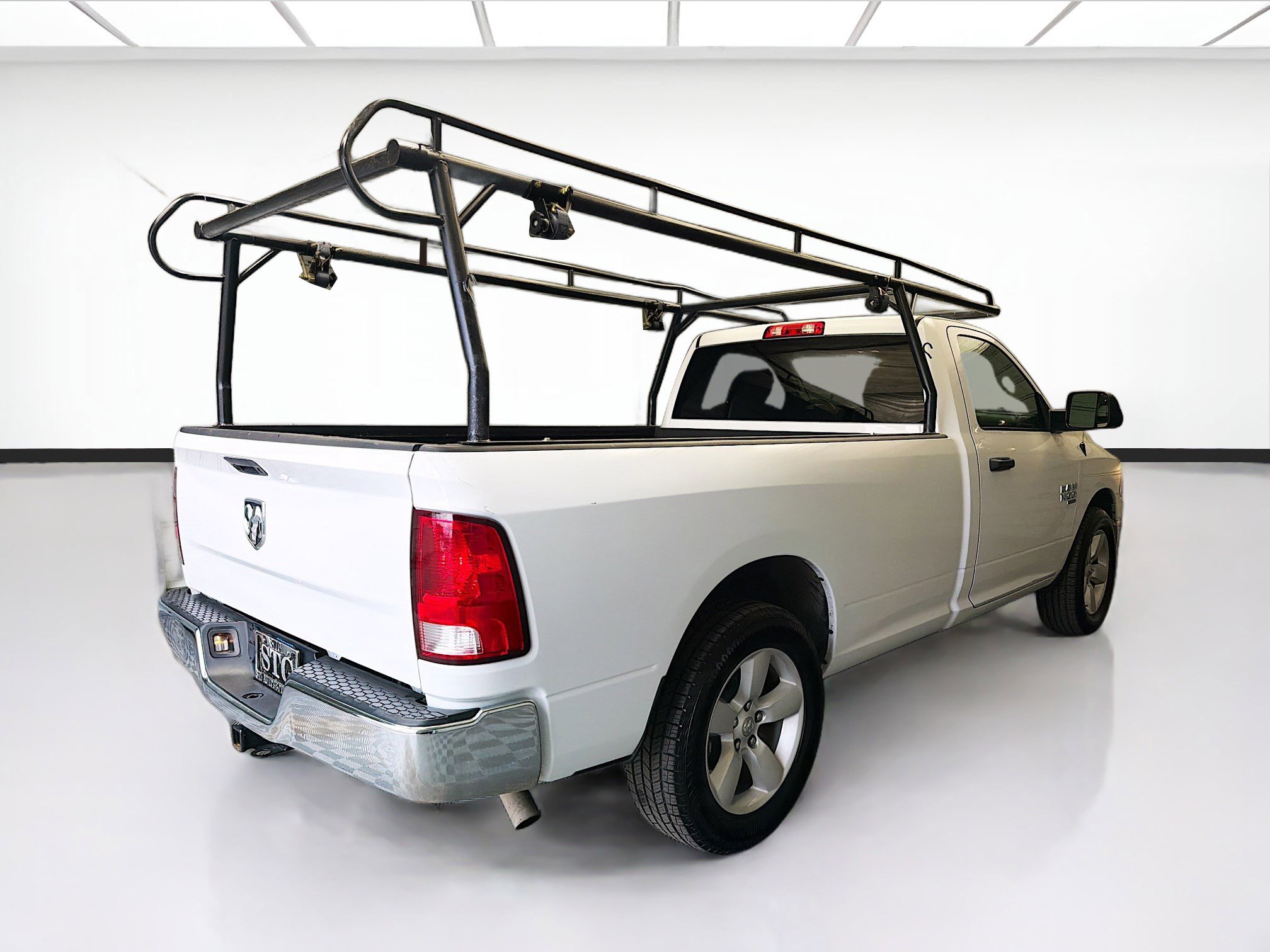 Used 2021 RAM 1500 Tradesman w/ Tradesman SXT Package RWD image 4