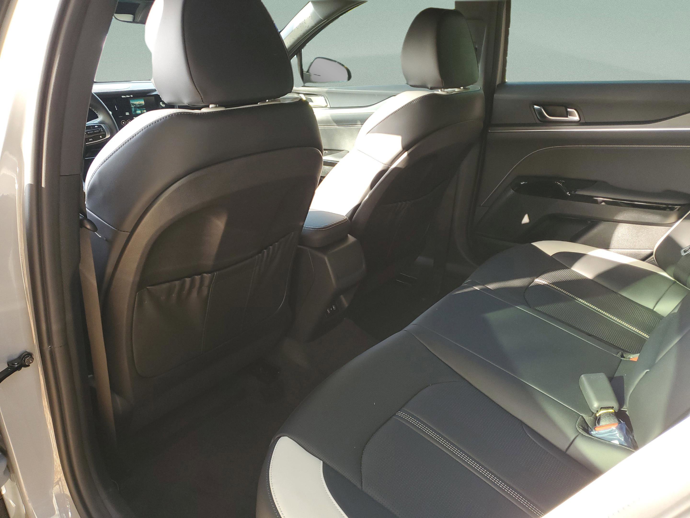 New 2026 Kia K5 GT-Line w/ GT-Line Premium Package FWD image 9