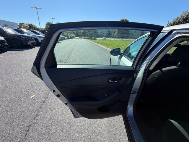 Used 2023 Honda Accord EX image 19