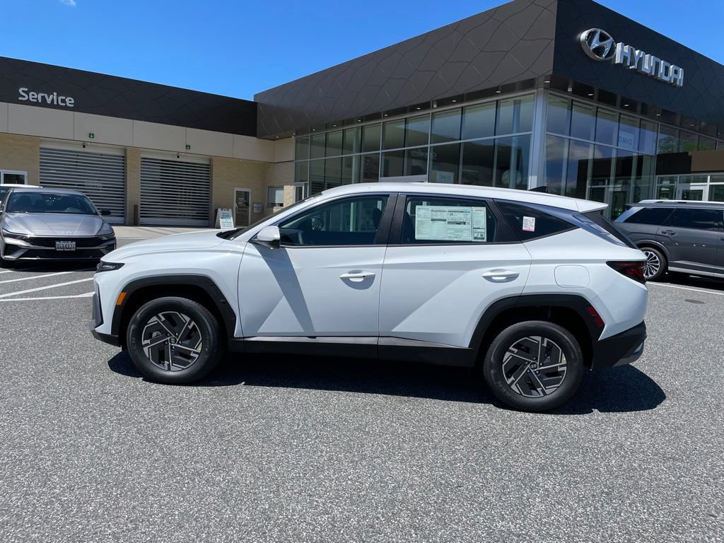 New 2026 Hyundai Tucson Blue SE AWD/4WD image 4