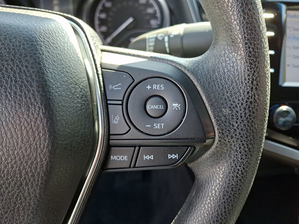 Used 2019 Toyota Camry LE FWD image 22