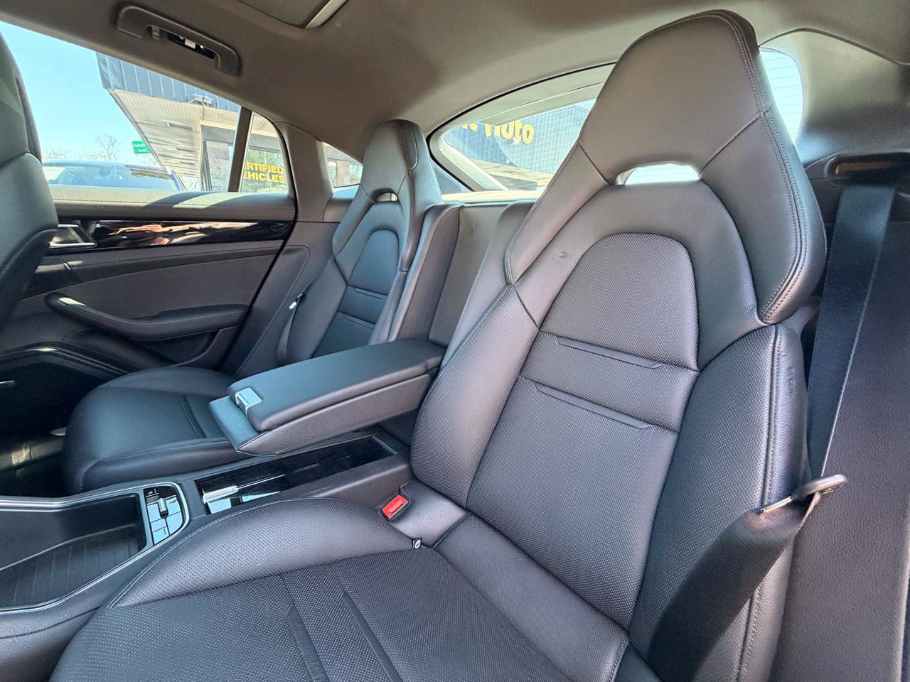 Used 2018 Porsche Panamera 4S image 20