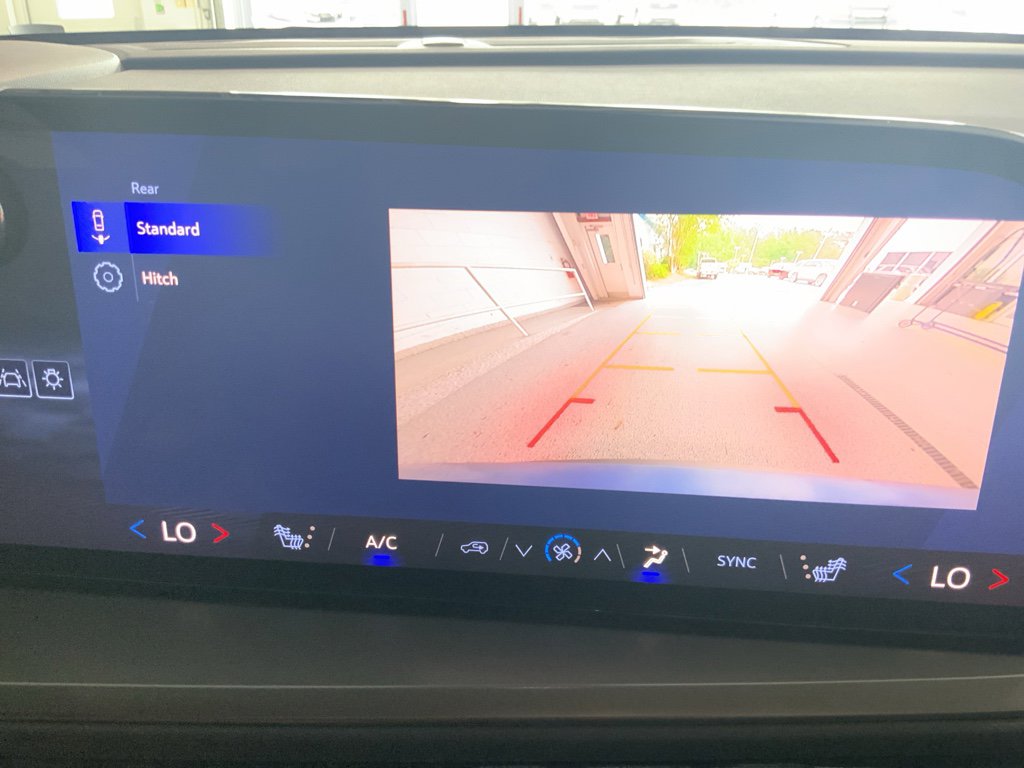 New 2026 Chevrolet Traverse LT FWD image 26