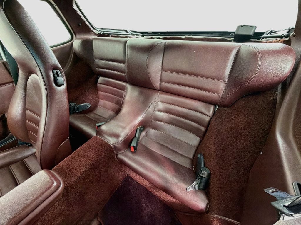 Used 1988 Porsche 944 Turbo RWD image 24