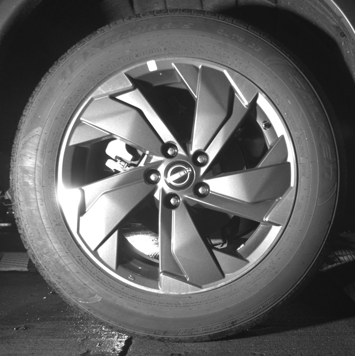 Used 2025 Nissan Rogue SV image 15