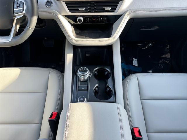 New 2026 Ford Explorer Active w/ Active Comfort Package image 19