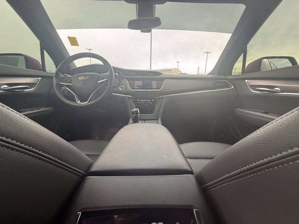 Certified 2024 Cadillac XT6 Luxury w/ LPO, Floor Liner Package AWD/4WD image 25