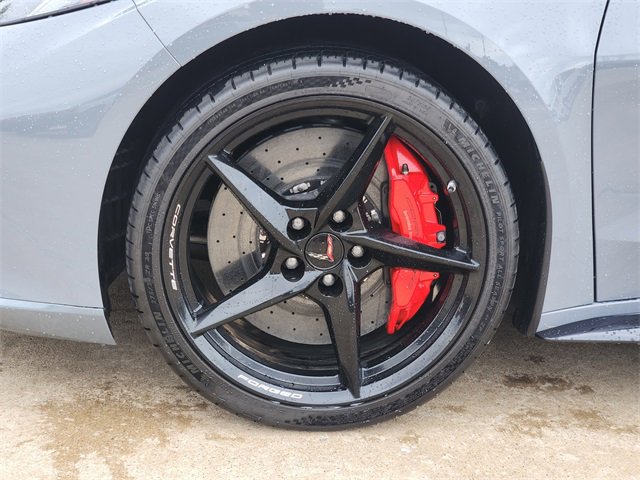 Used 2025 Chevrolet Corvette E-Ray AWD/4WD image 17