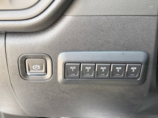 New 2026 Chevrolet Silverado 3500 W/T w/ WT Convenience Package AWD/4WD image 24