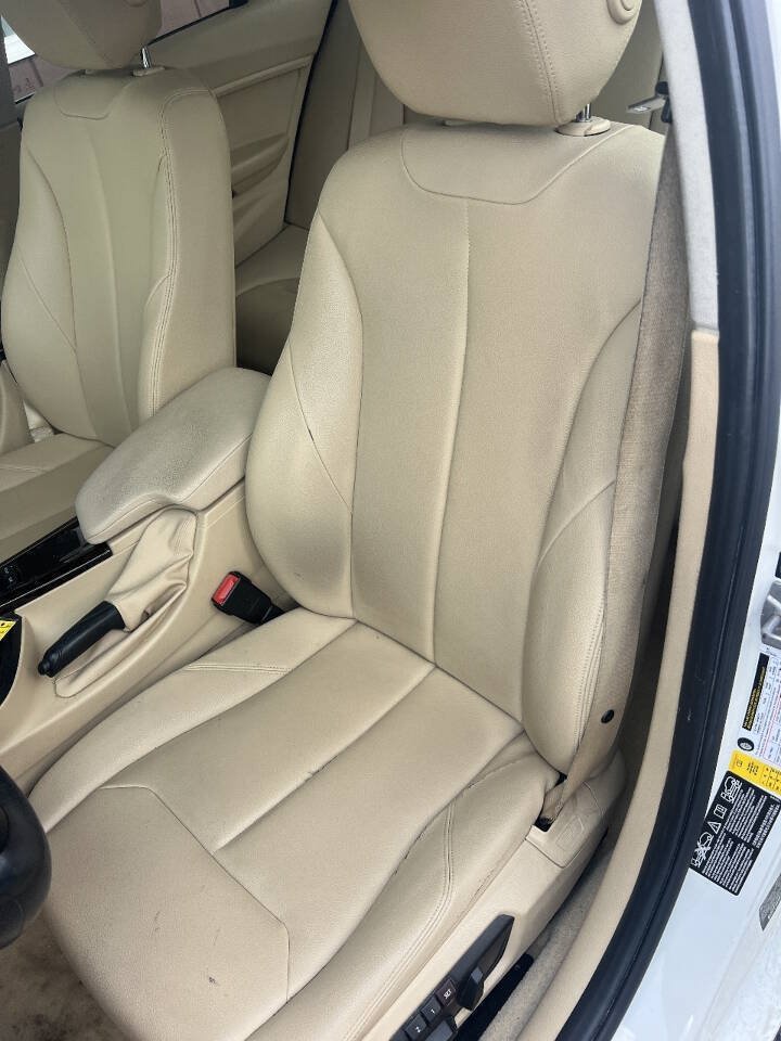 Used 2015 BMW 328i xDrive Sedan AWD/4WD image 8