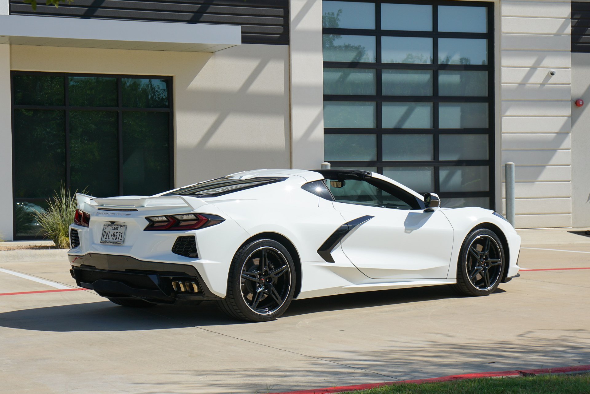 Used 2021 Chevrolet Corvette Stingray Preferred Cpe w/ Z51 Performance Package RWD image 12
