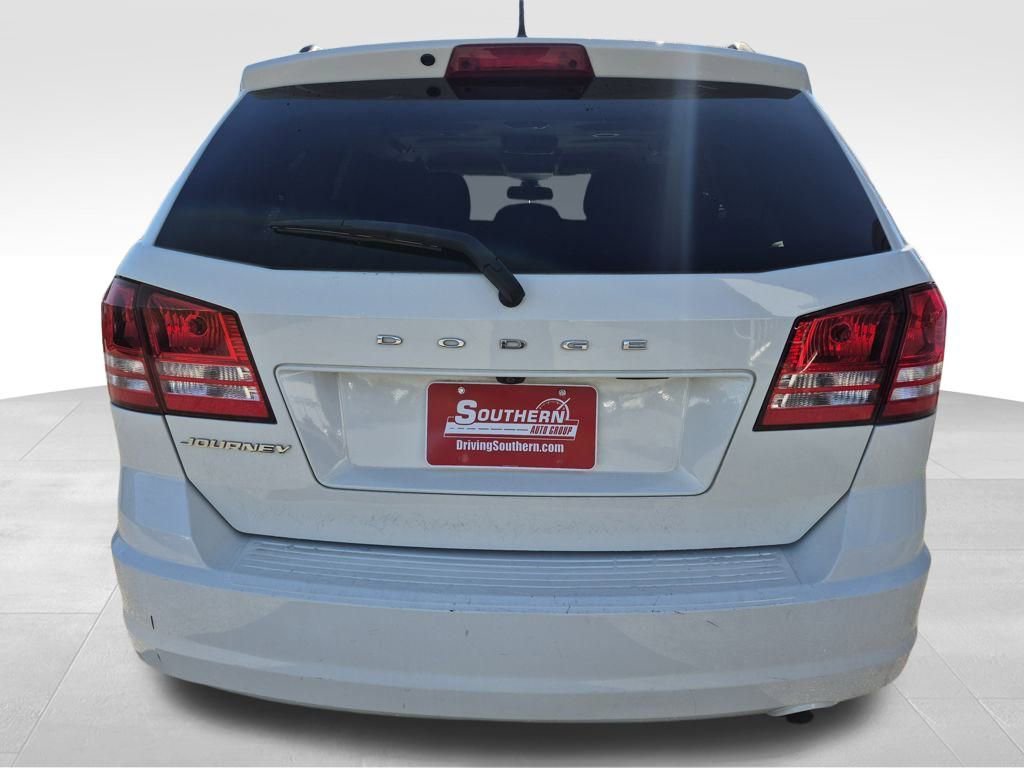 Used 2018 Dodge Journey SE w/ Popular Equipment Group image 5