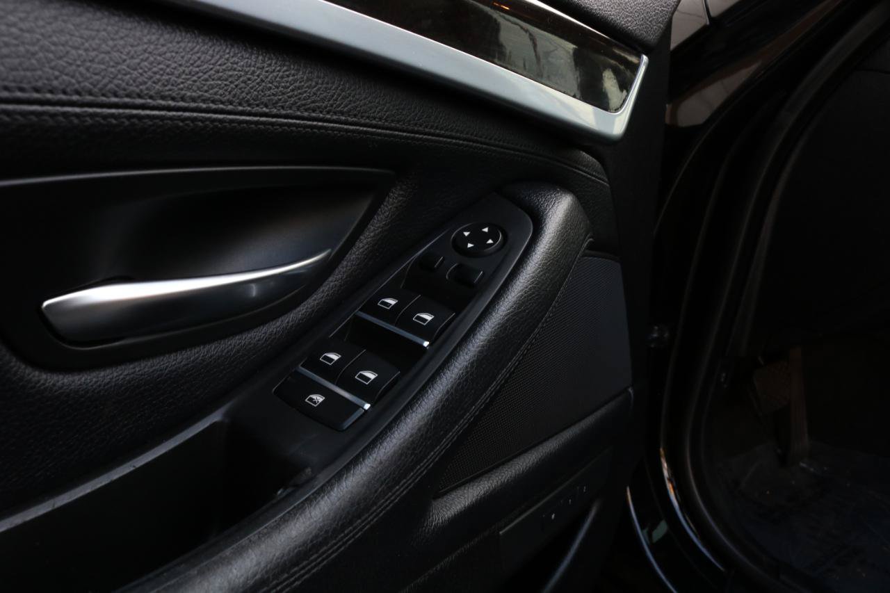 Used 2014 BMW 535i xDrive Sedan AWD/4WD image 18
