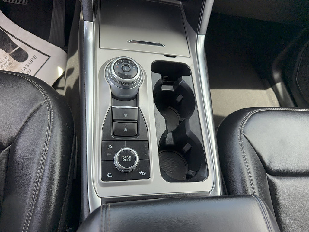 Certified 2023 Ford Explorer XLT w/ Equipment Group 202A AWD/4WD image 24