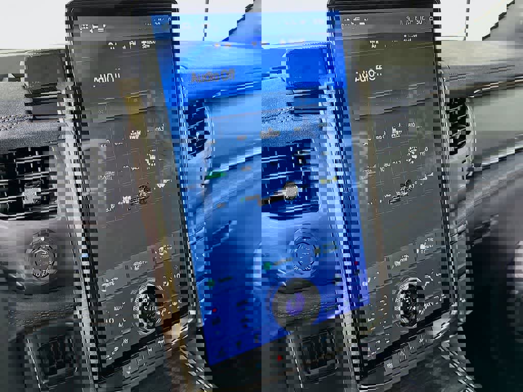 New 2025 Ford F150 Lightning Lariat AWD/4WD image 17