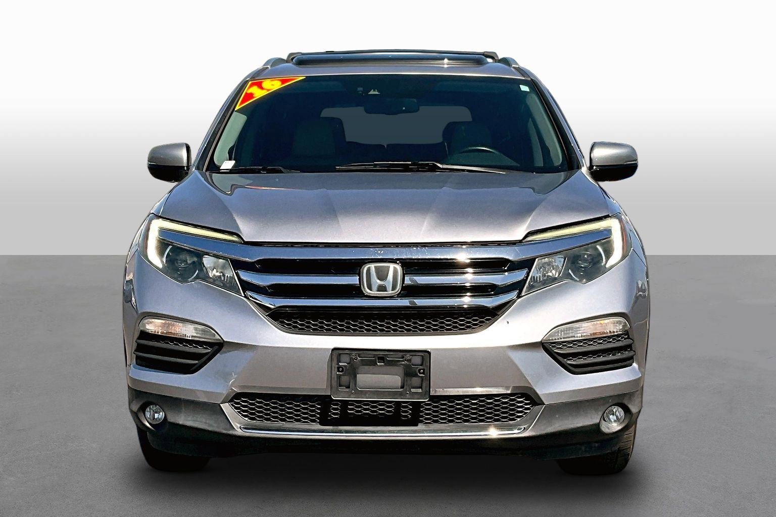 Used 2016 Honda Pilot Elite image 3
