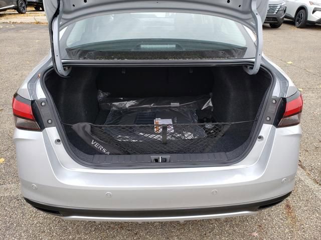 New 2025 Nissan Versa SV w/ Trunk Package image 6
