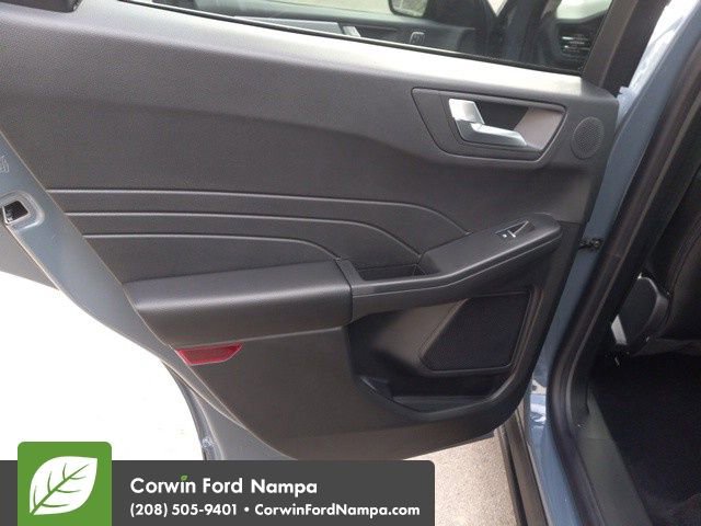 New 2025 Ford Escape SE w/ PHEV Premium Package image 27