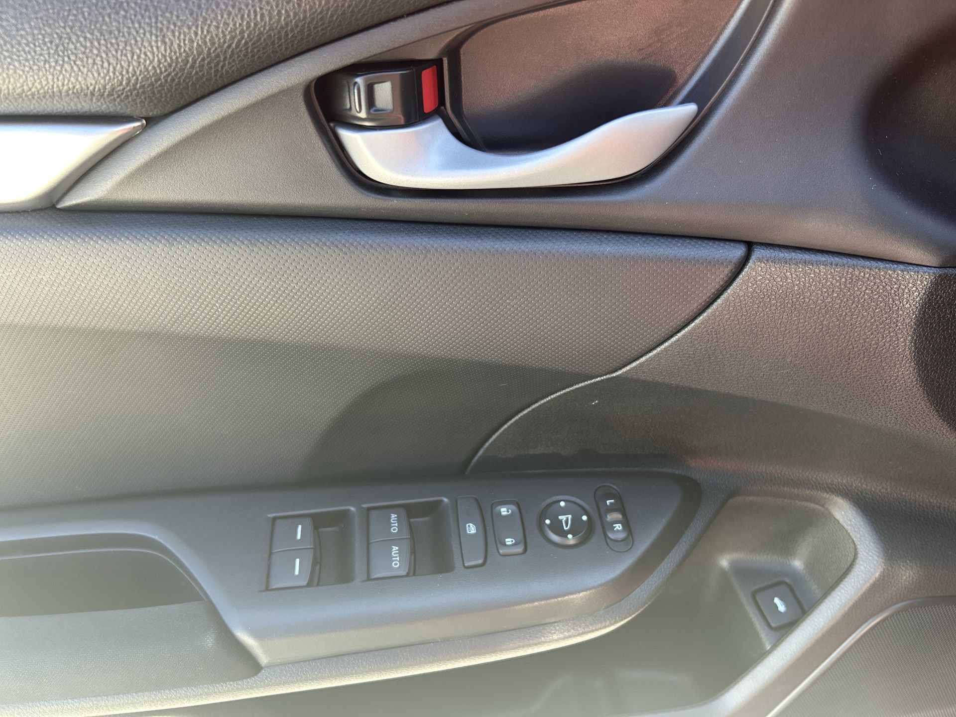 Used 2020 Honda Civic LX image 15