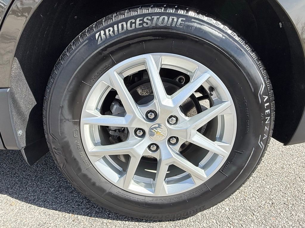 Used 2023 Chevrolet Equinox LT AWD/4WD image 30
