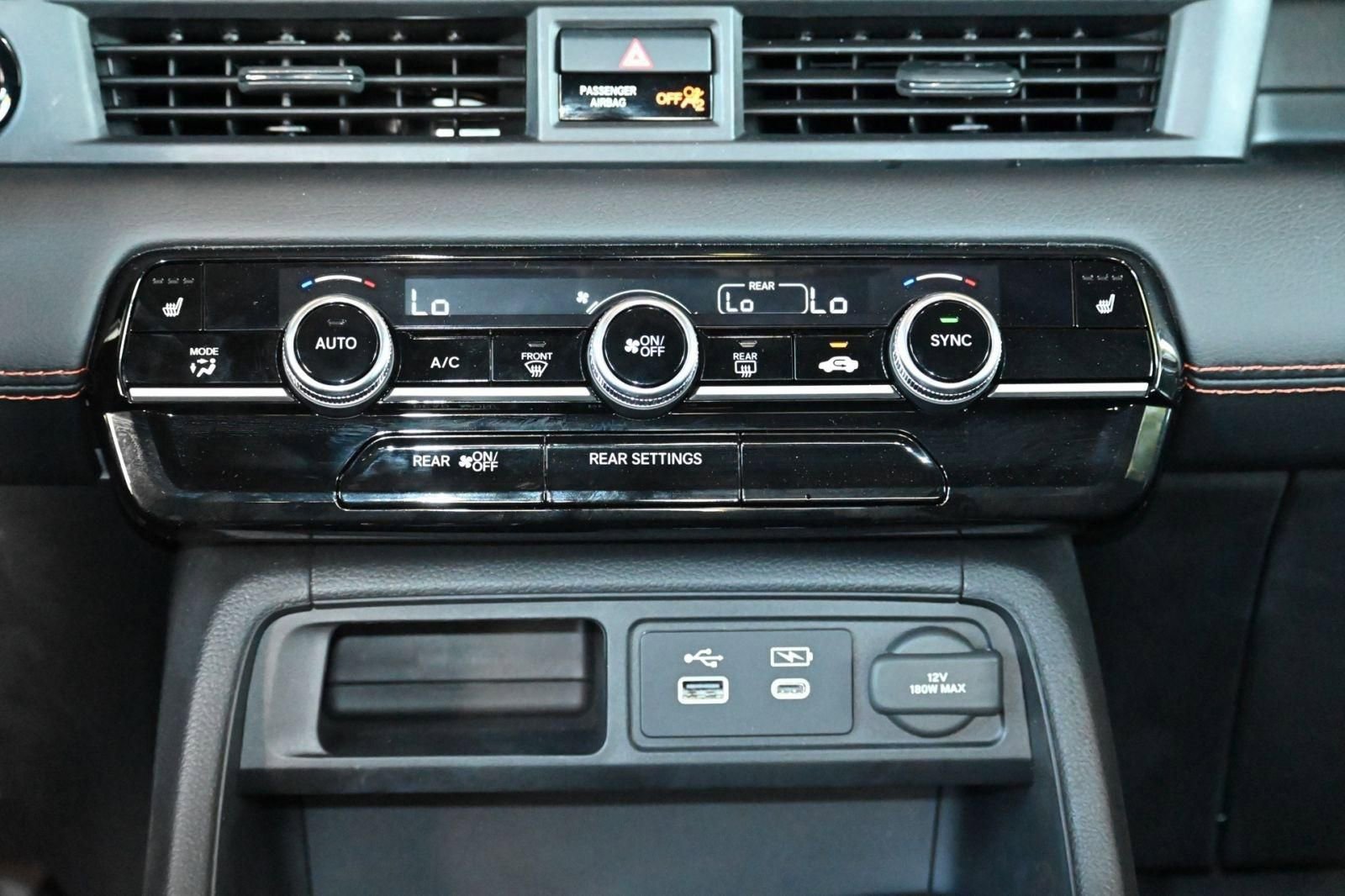 New 2026 Honda Pilot Sport image 23