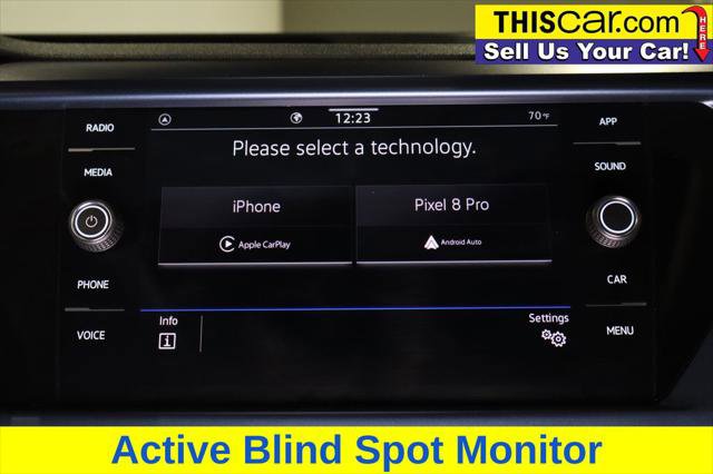 Used 2024 Volkswagen Taos SE FWD image 19