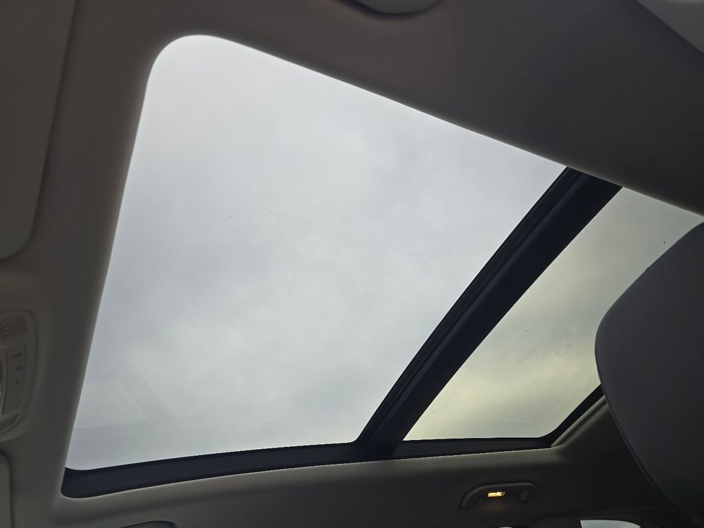 Certified 2026 Mercedes-Benz GLS 450 4MATIC image 3