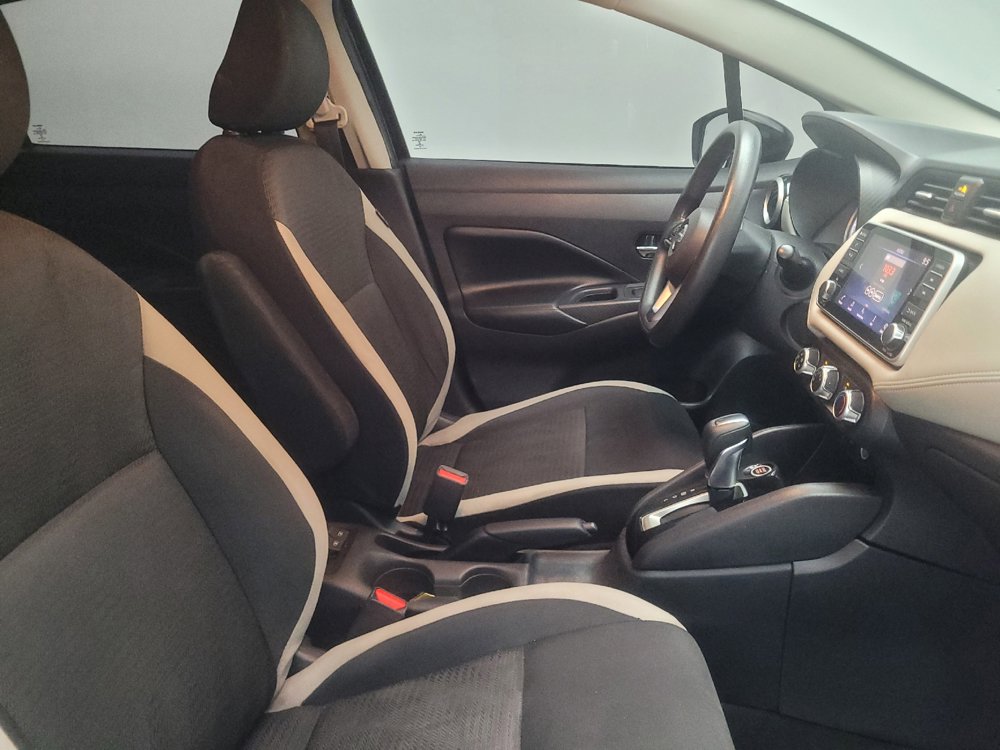 Used 2020 Nissan Versa SV FWD image 21