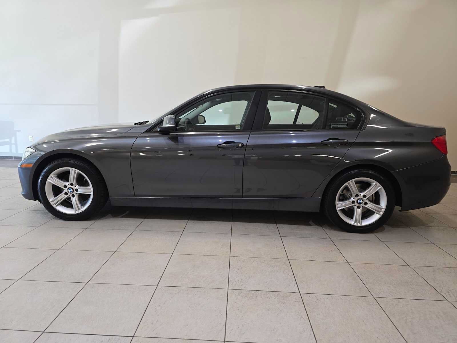 Used 2015 BMW 328d Sedan RWD image 3