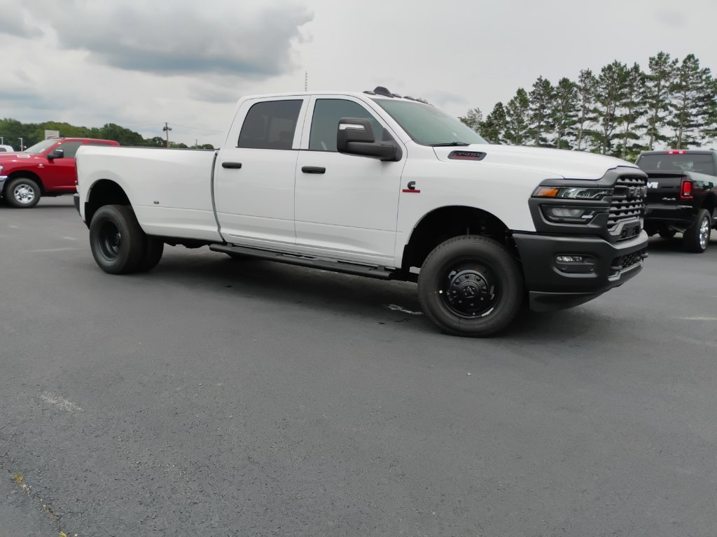 New 2026 RAM 3500 Tradesman AWD/4WD image 3