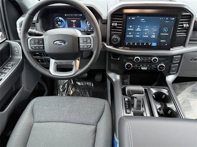New 2025 Ford F150 Lightning XLT image 12