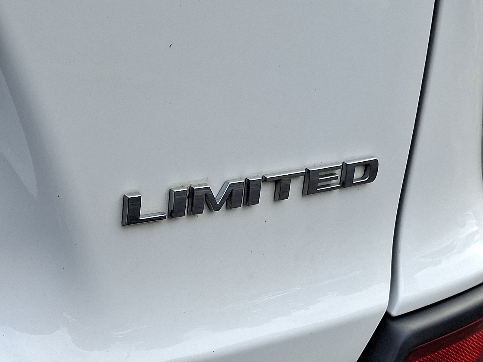Used 2020 Jeep Cherokee Limited AWD/4WD image 34