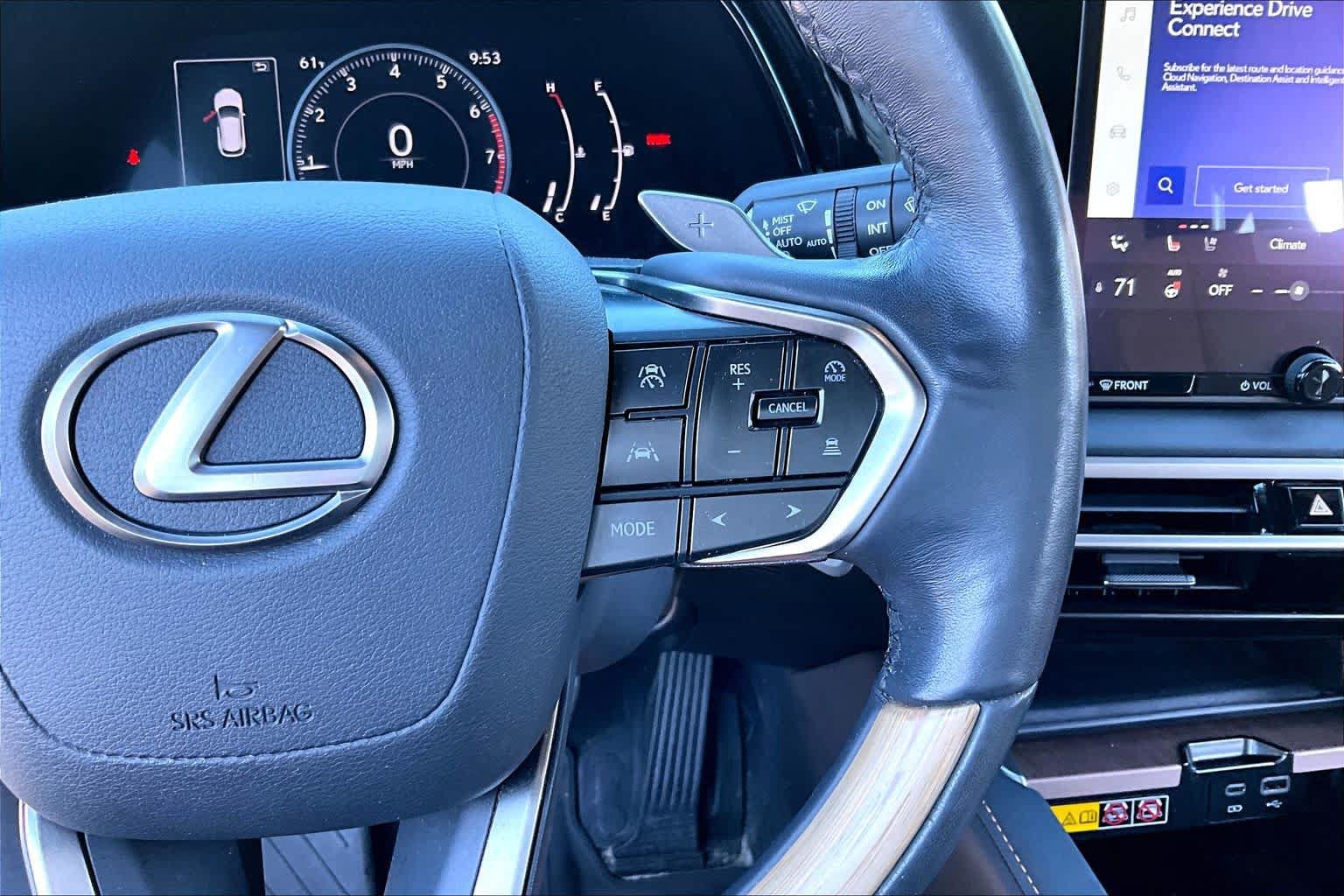 Used 2024 Lexus RX 350 Premium w/ Accessory Package AWD/4WD image 25