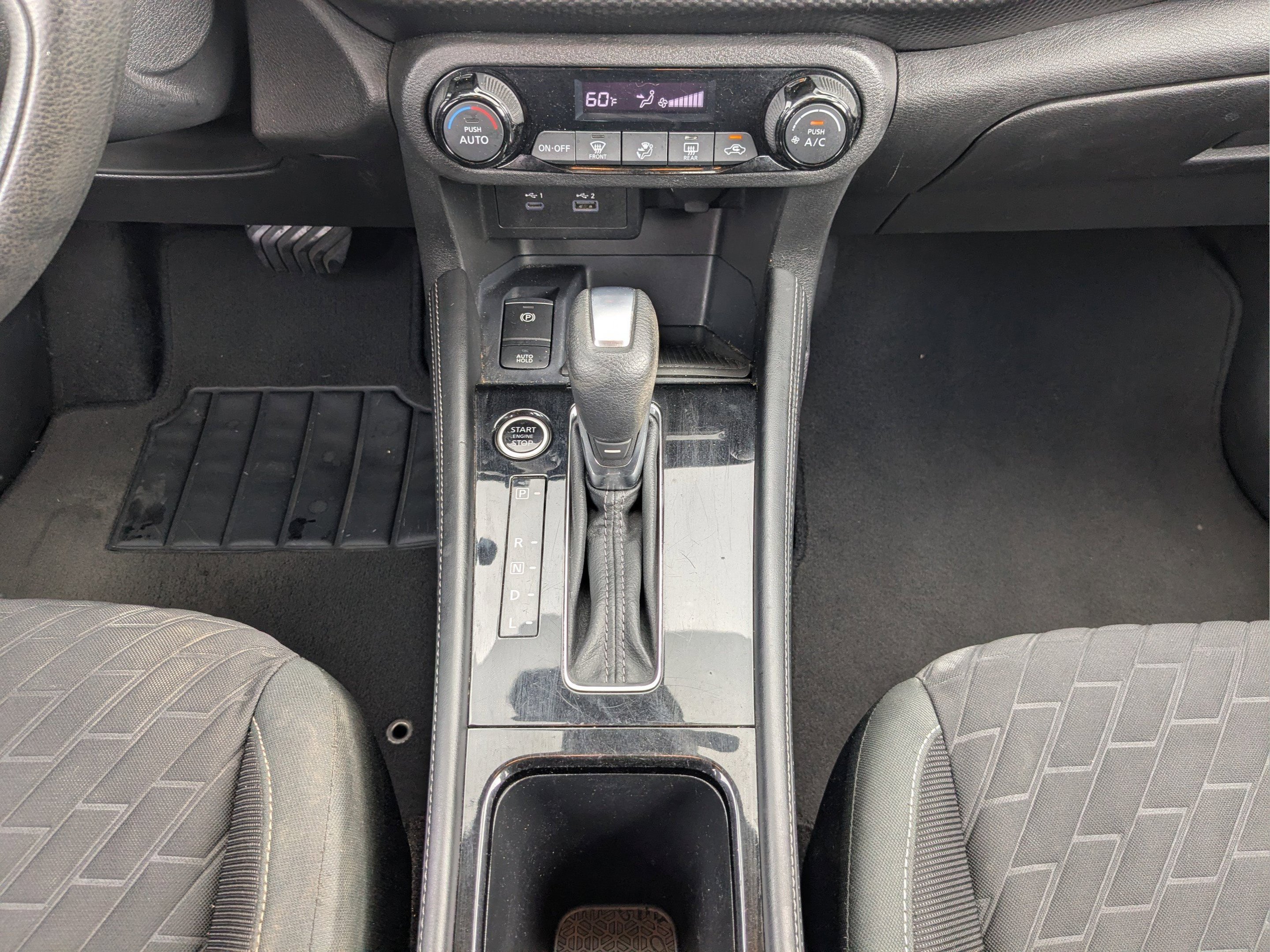 Used 2021 Nissan Kicks SV FWD image 17