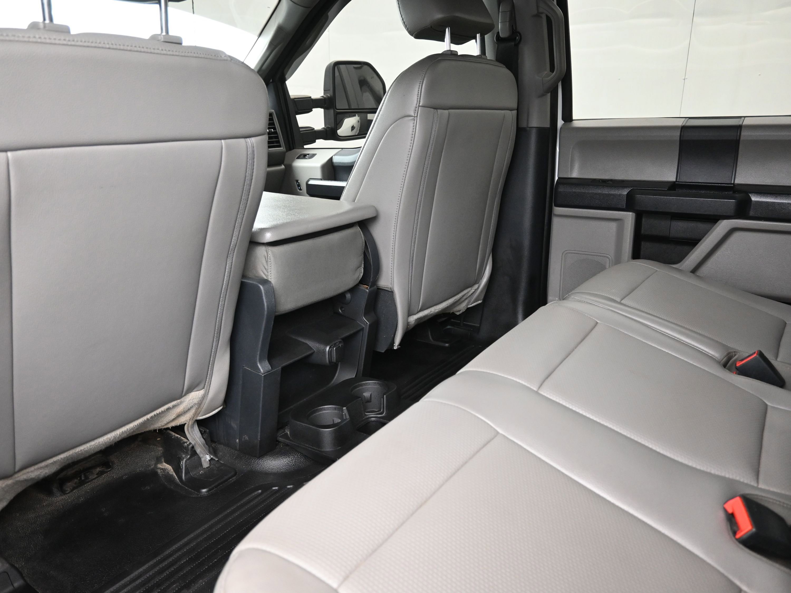 Used 2022 Ford F250 XL w/ Power Equipment Group image 21