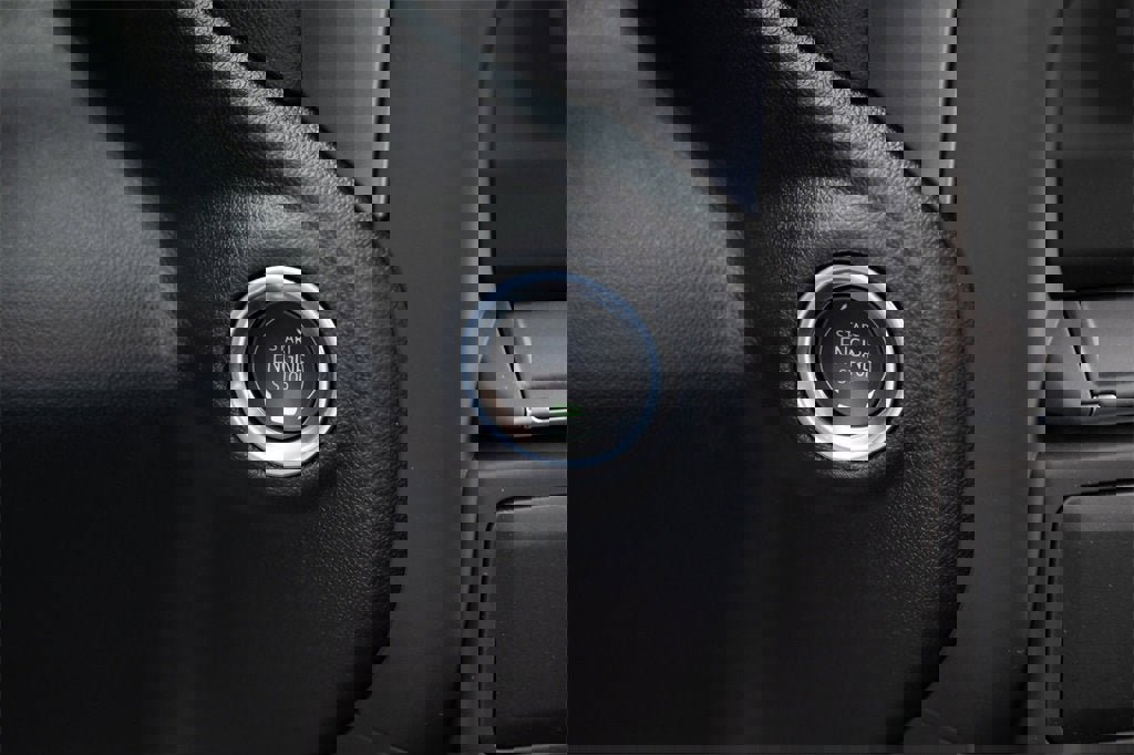 Used 2025 Chevrolet Silverado 1500 Custom w/ Rally Edition image 33