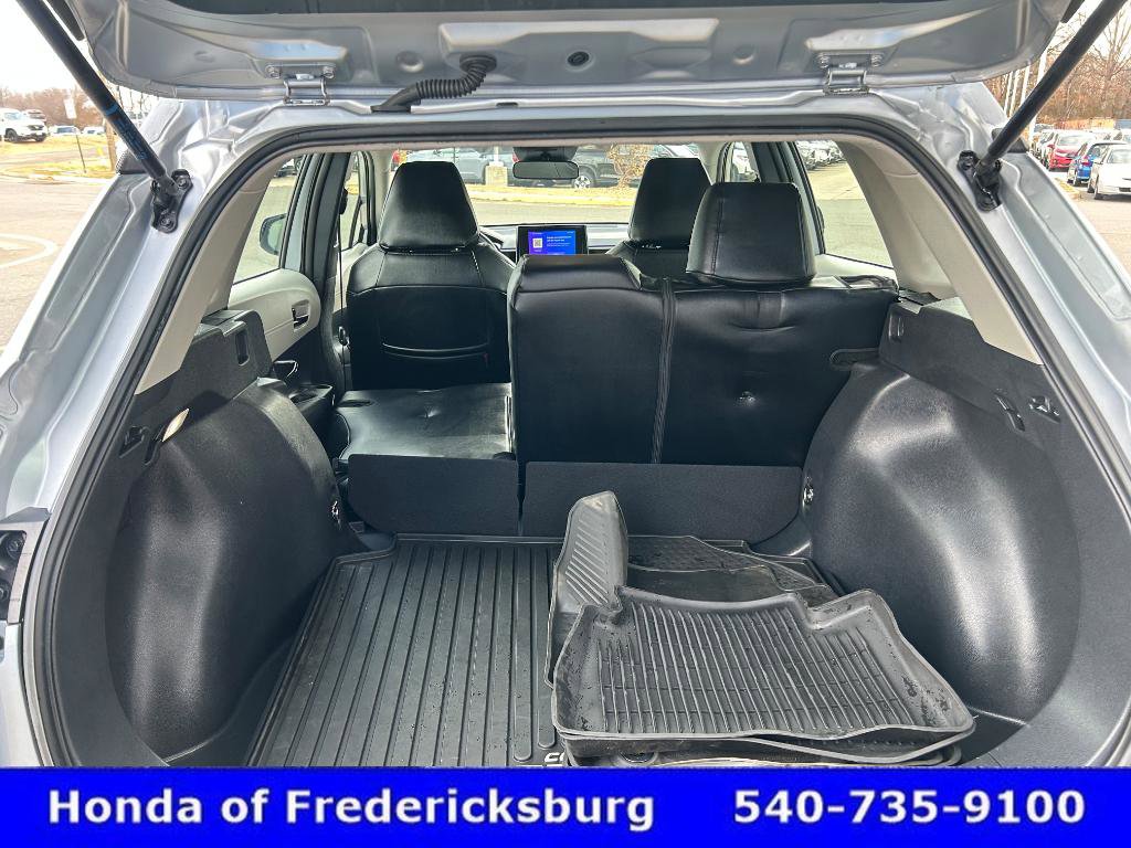 Used 2025 Toyota Corolla Cross L image 14