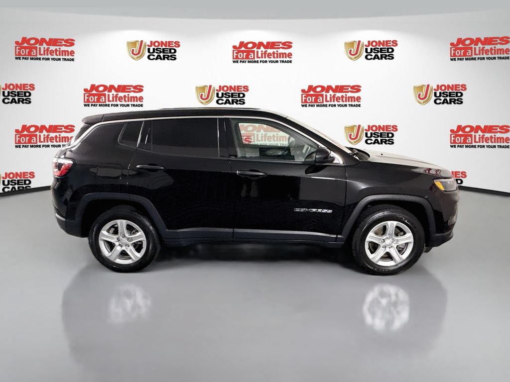 Used 2023 Jeep Compass Sport AWD/4WD image 16