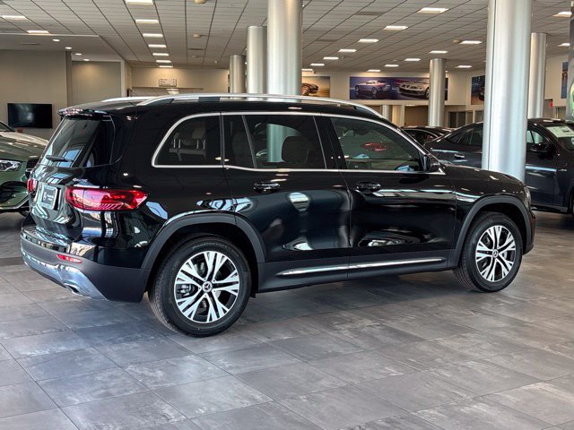 New 2026 Mercedes-Benz GLB 250 4MATIC image 4