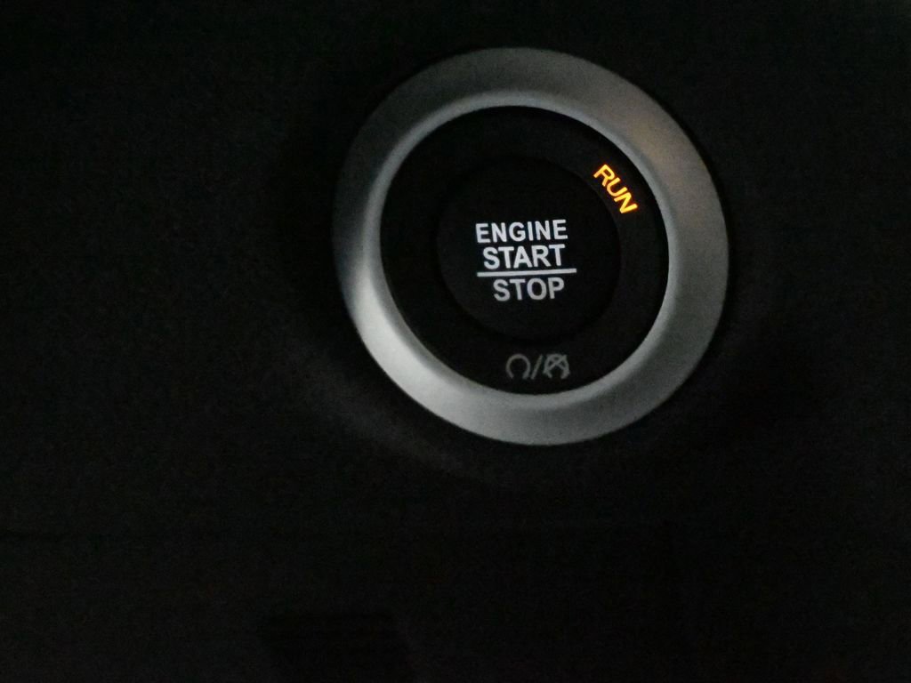 New 2026 Chrysler Pacifica Select image 24